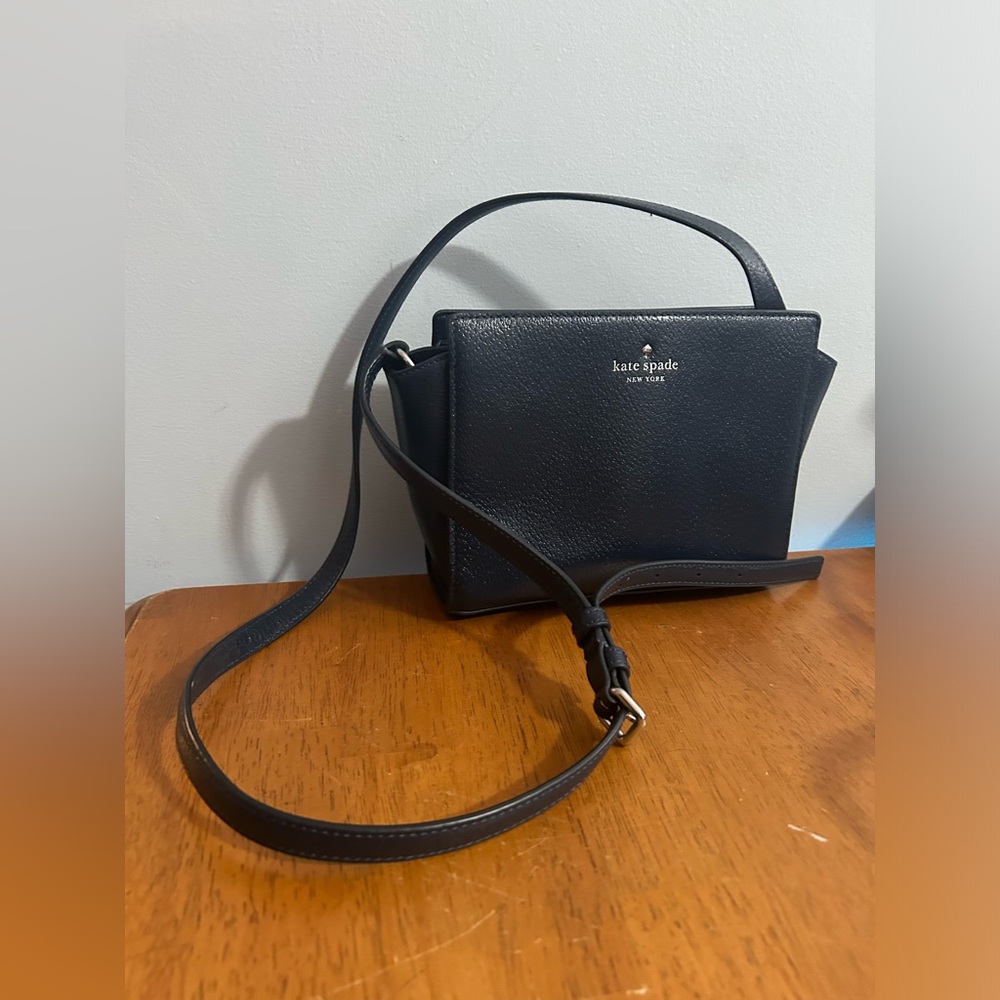 Kate spade navy crossbody bag NWOT